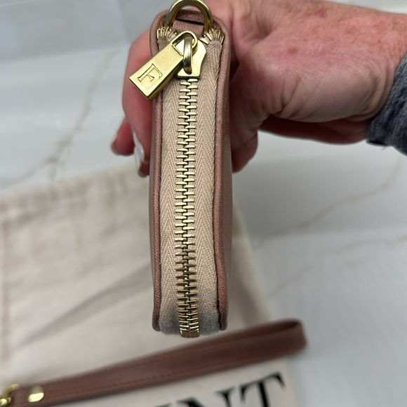 FOUNT Cettie Accordion Wallet in Ballet Slipper - Picture 4 of 14